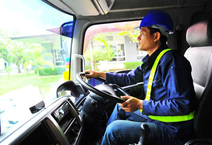 7-Manejo-defensivo-y-pruebas-de-conduccion